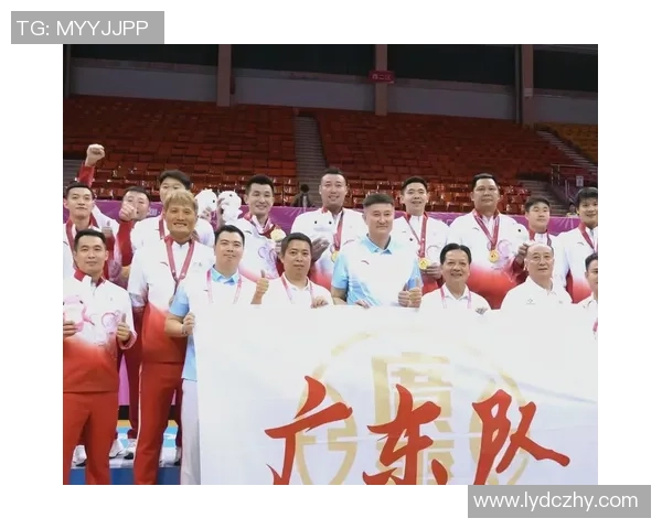 广州篮球队荣登全国篮球技术排行榜第七名展现强劲实力与团队合作精神 广州篮球队荣登全国篮球技术排行榜第七名展现强劲实力与团队合作精神