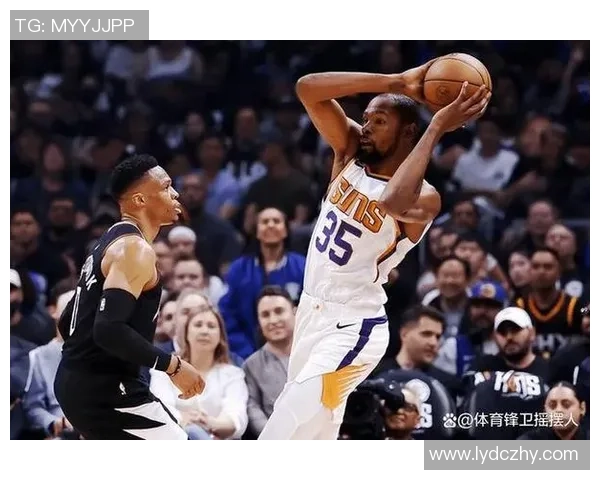 武汉篮球队团队协作引发热议球迷对战术配合与球员默契产生分歧