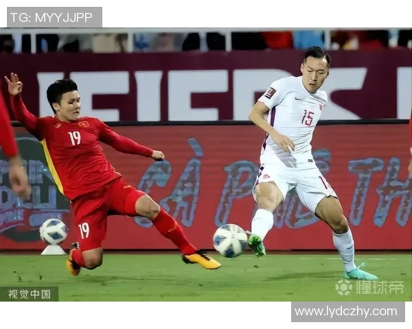 重庆足球队的崛起与挑战：聚焦球队力量与未来发展之路